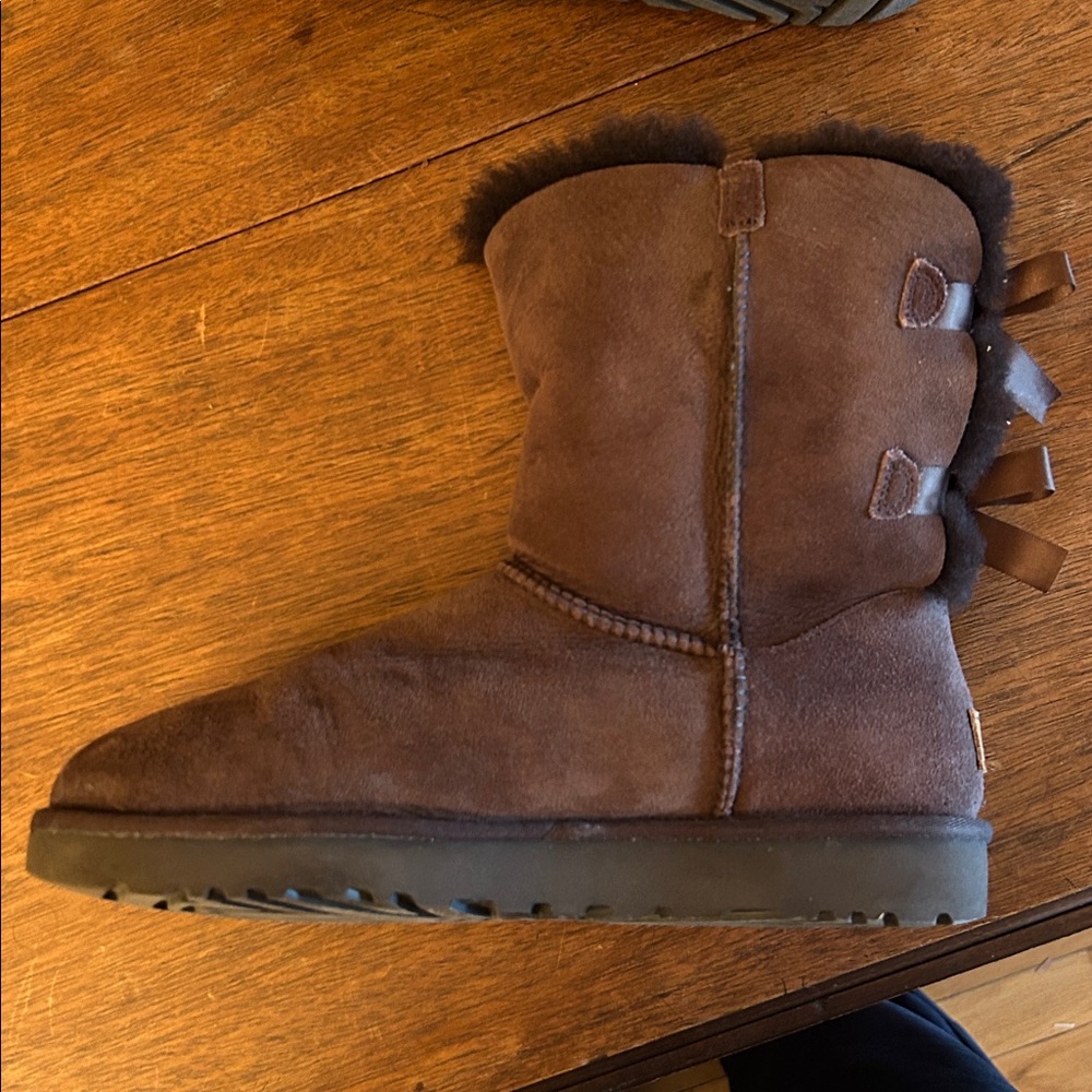 Ugg Chocolate Brown Boots with Bows - Picture 6 of 7